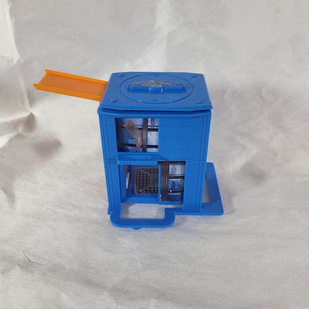 Micro Machines City Playset Building Tower with Ram